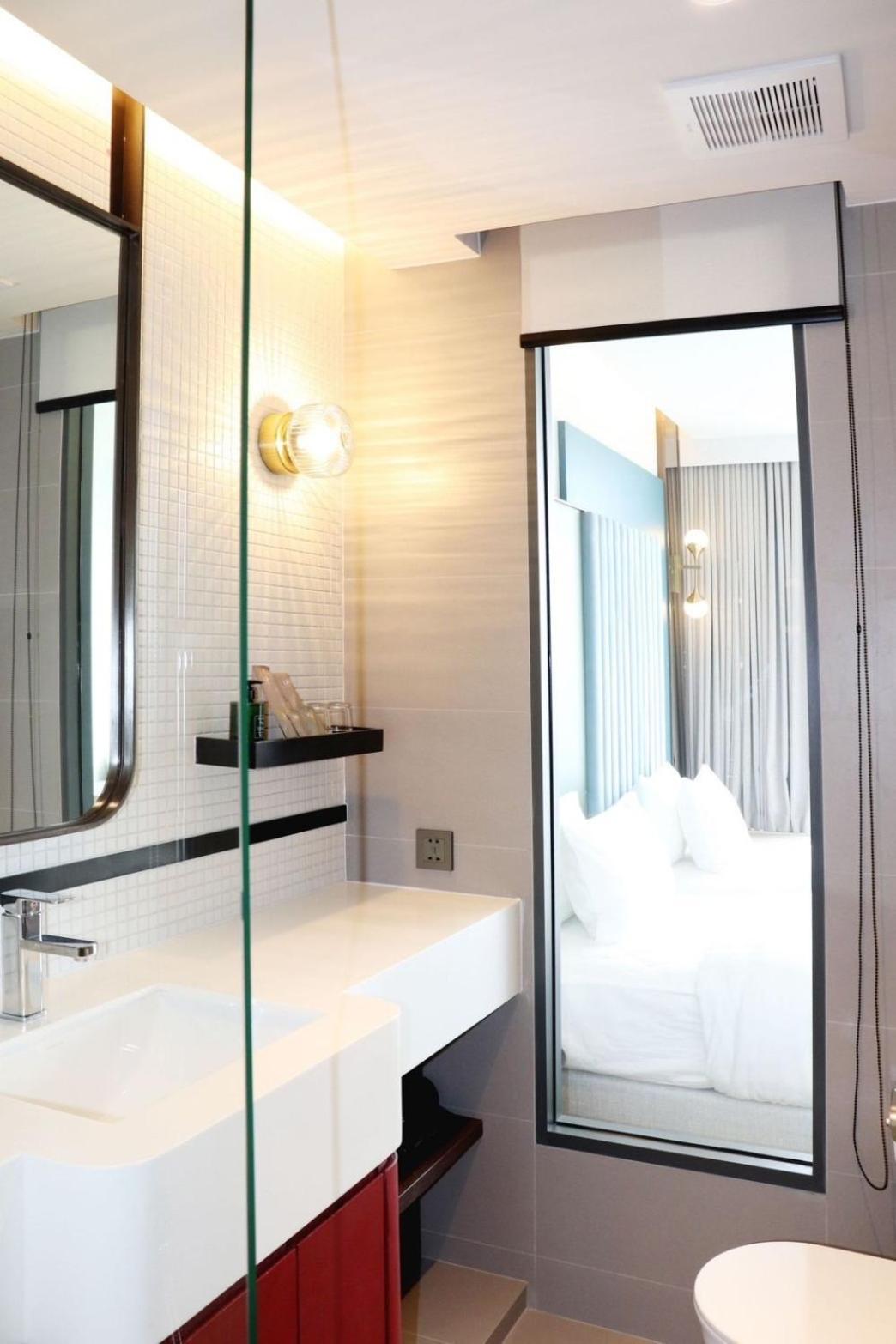 The Quarter Ratchayothin By Uhg Hotel Bangkok Exterior photo